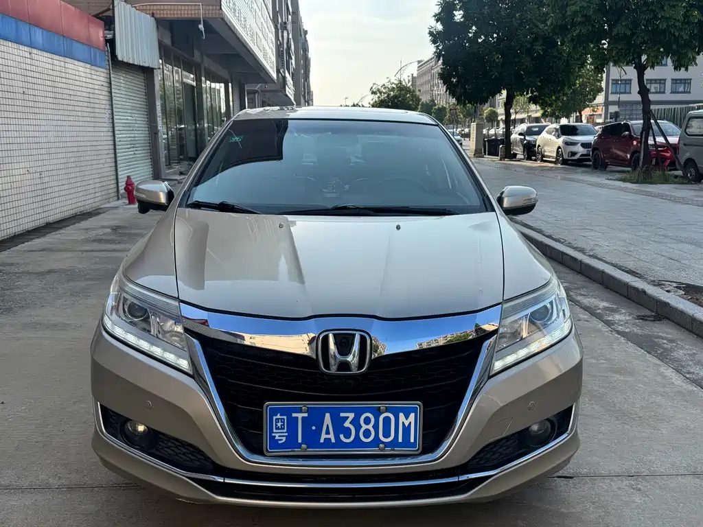 Honda Crider 2016