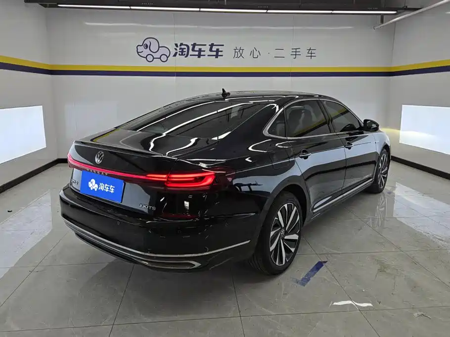 Volkswagen Passat 2022