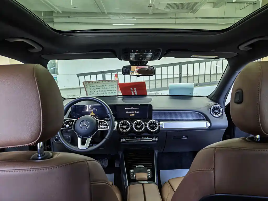 Mercedes-Benz GLB 2023 — фото 11