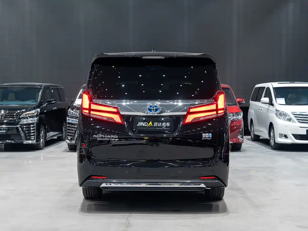 Toyota Alphard 2021 — фото 4