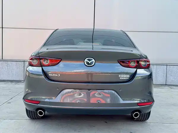 Mazda 3 Axela 2023