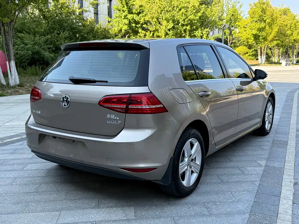 Volkswagen Golf 2014