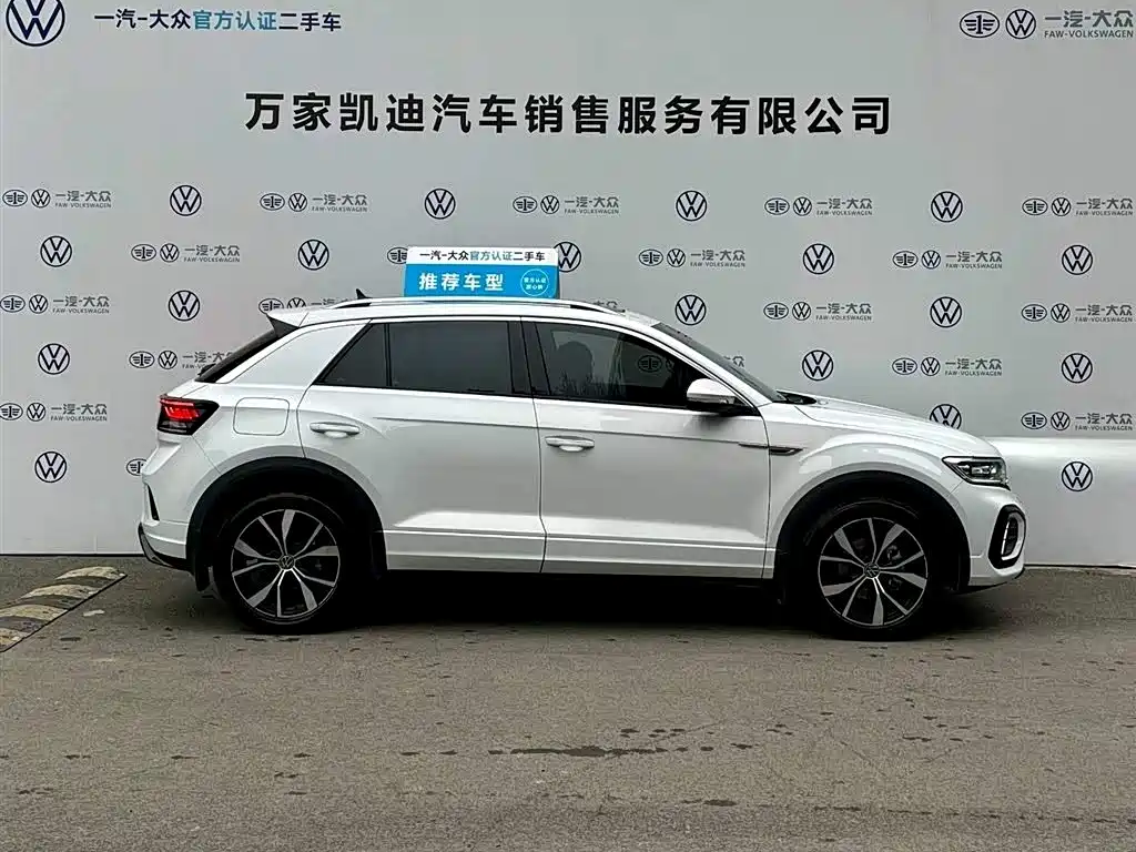 Volkswagen T-Roc 2026 — фото 4