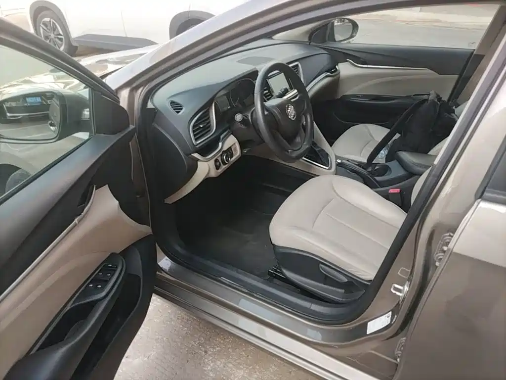 Buick Excelle 2020 — фото 12