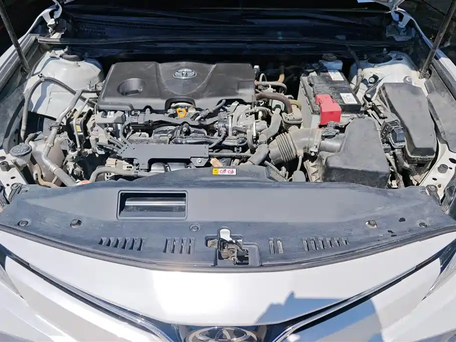 Toyota Camry 2020 — фото 10