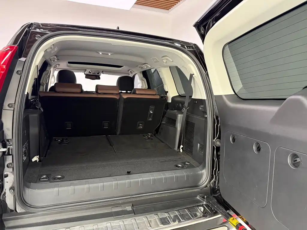 Haval H9 2018 — фото 12