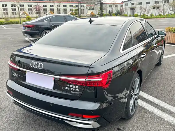 Audi A6L 2024