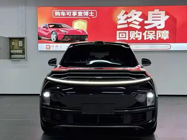 Li Auto L8 2024