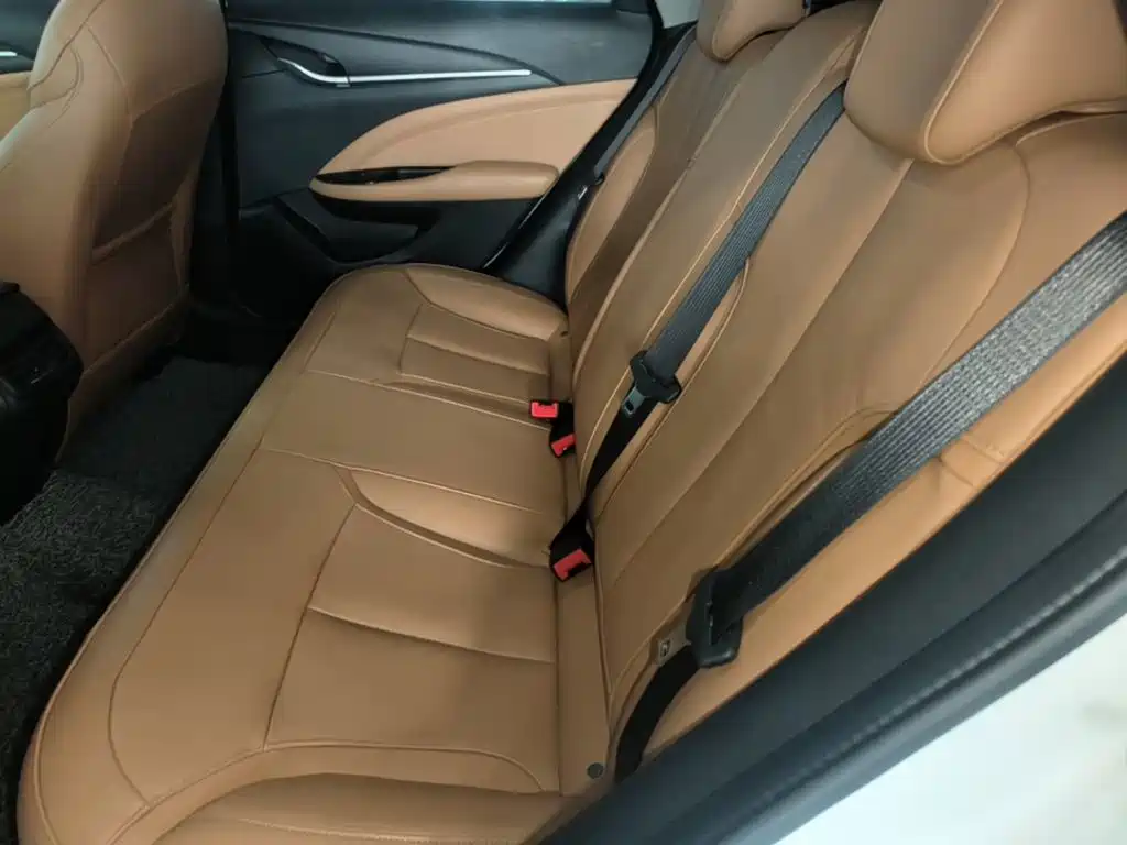 Buick Excelle 2018 — фото 17