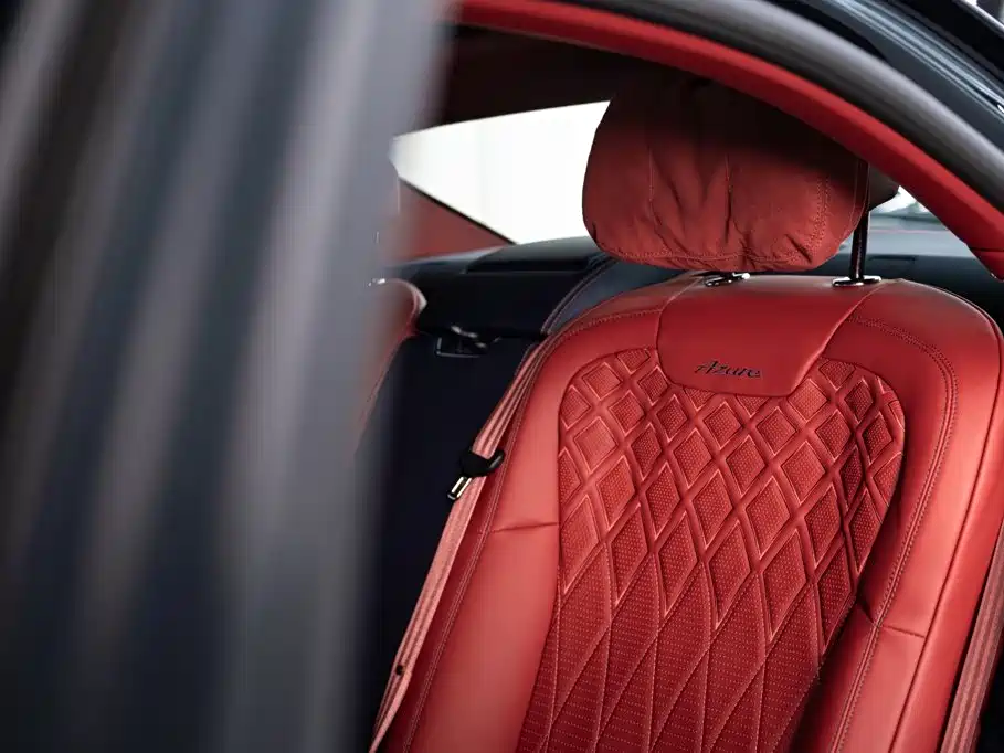 Bentley Flying Spur 2024 — фото 19