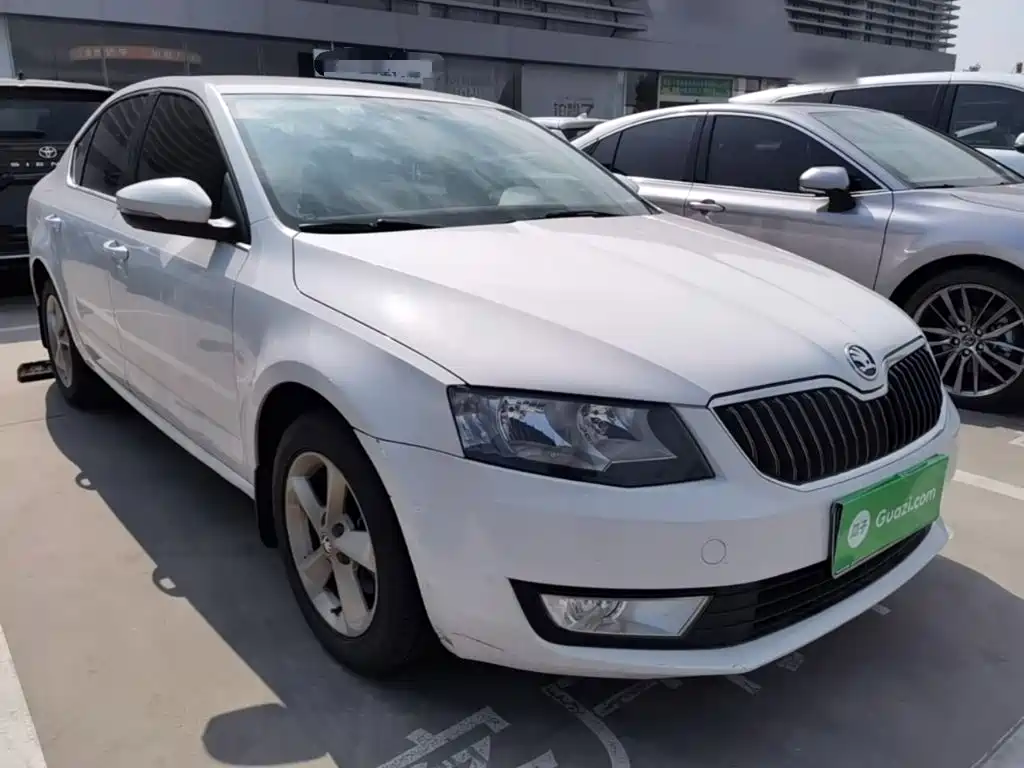 Skoda Octavia 2015 — фото 4