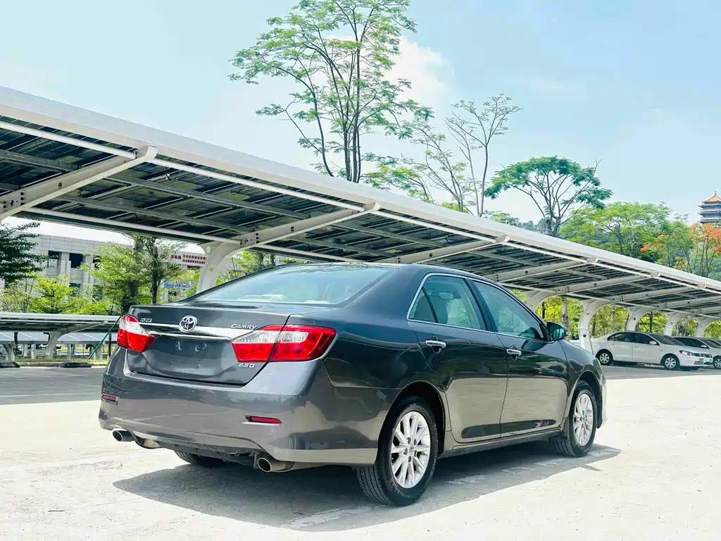 Toyota Camry 2012