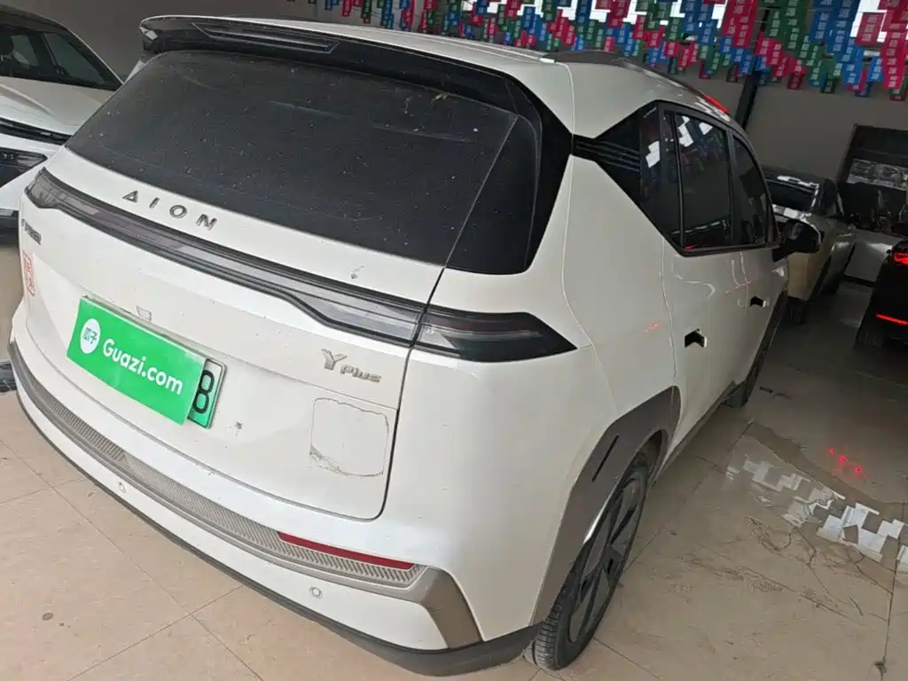 Aion Y 2023