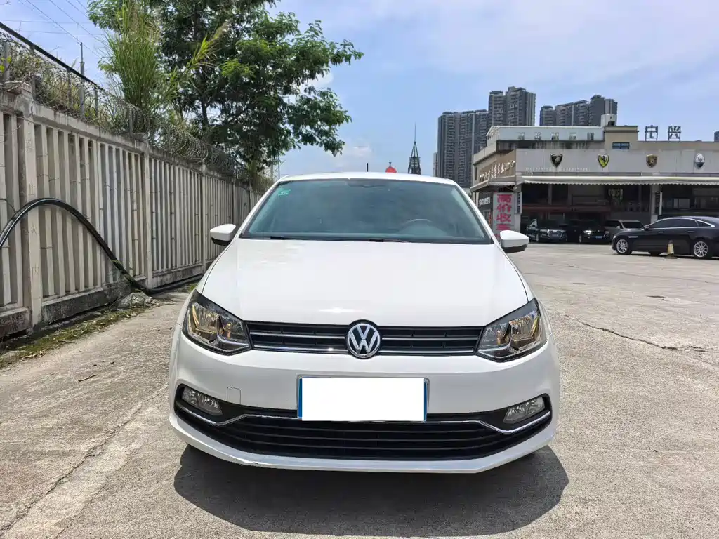 Volkswagen Polo 2016