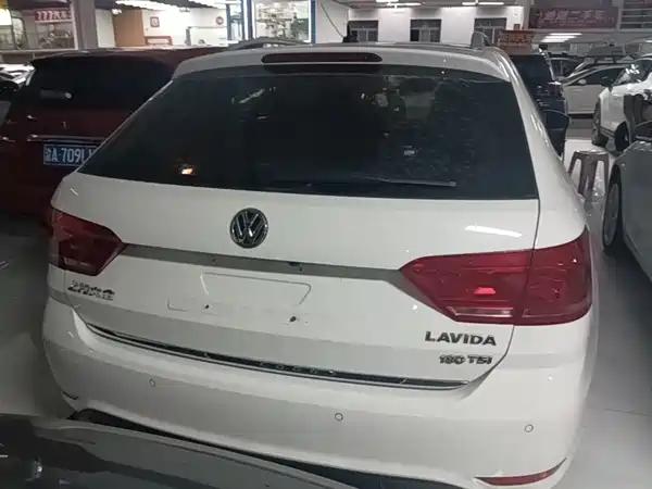Volkswagen Gran Lavida 2017