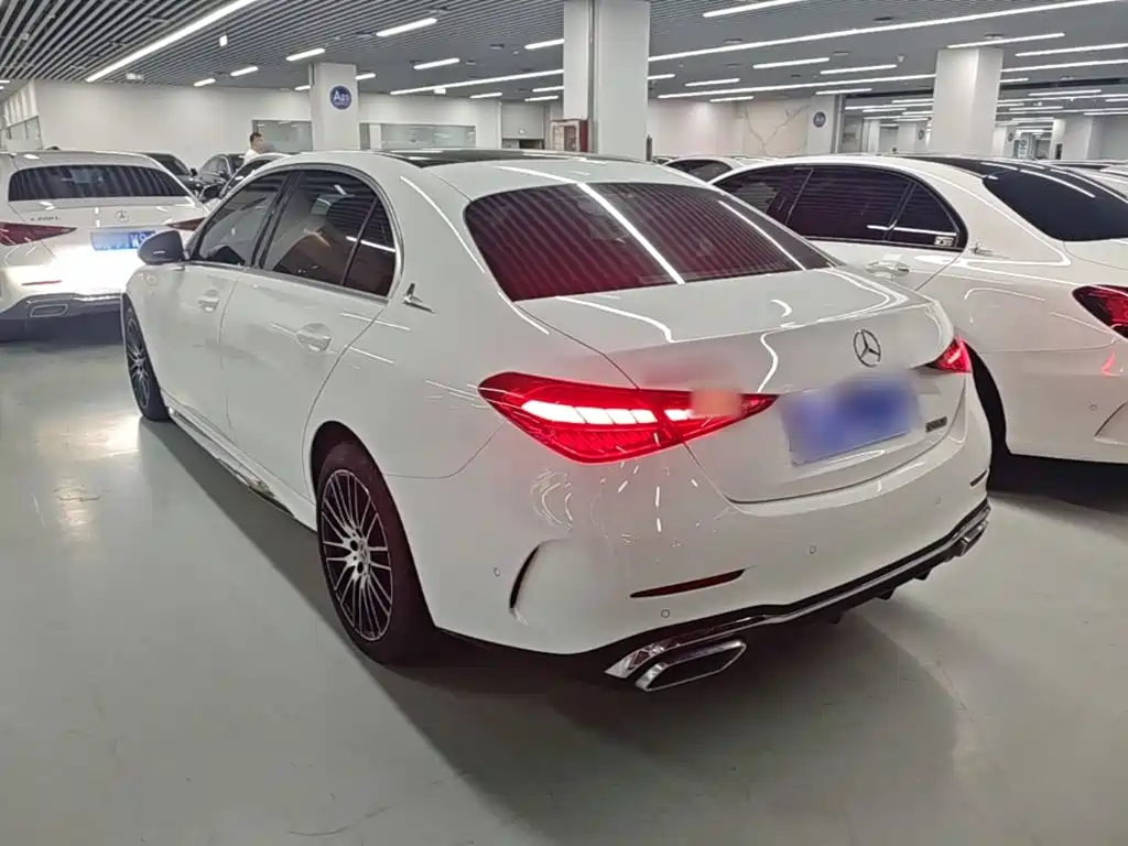 Mercedes-Benz C-Class 2023 — фото 5