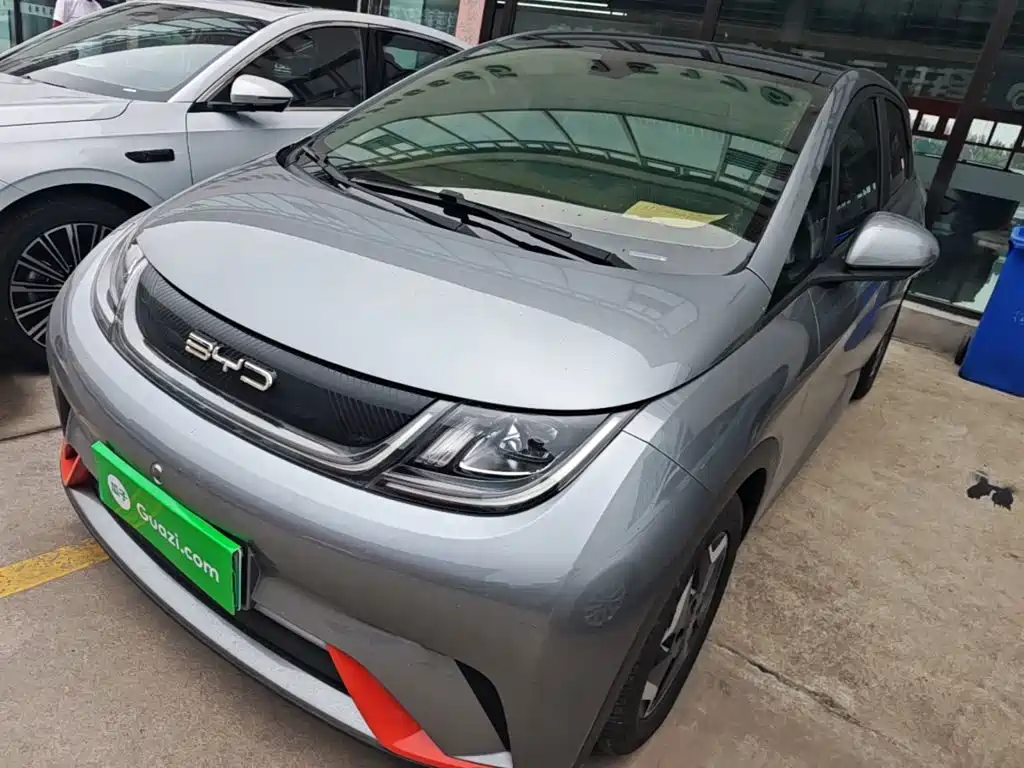 BYD Dolphin 2023