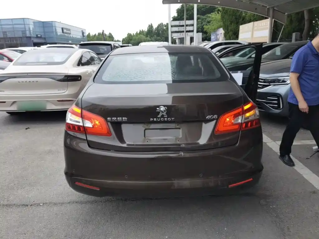 Peugeot 408 2015 — фото 6