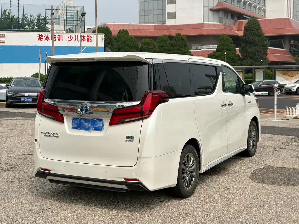 Toyota Alphard 2021 — фото 4