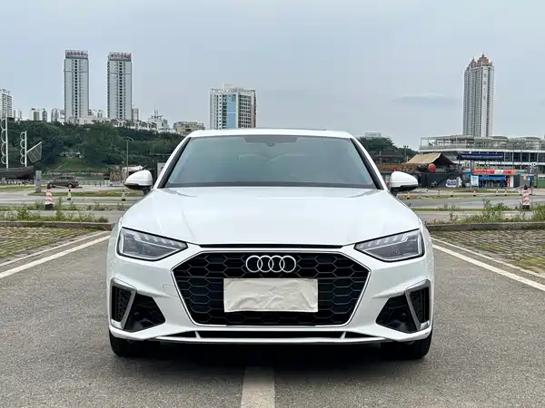 Audi A4L 2022