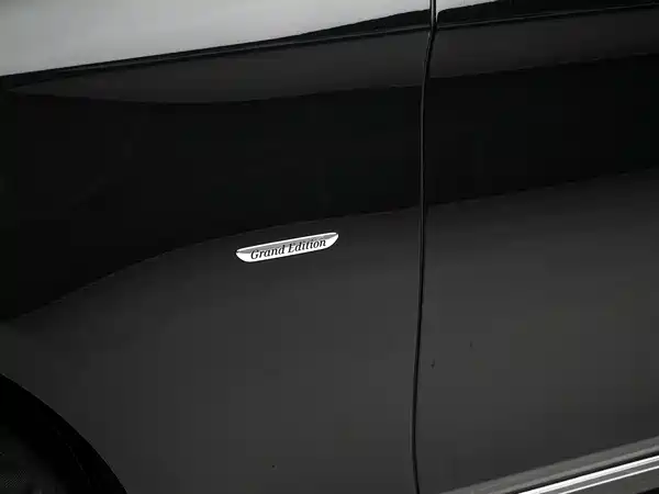 Mercedes-Benz S-Class 2020