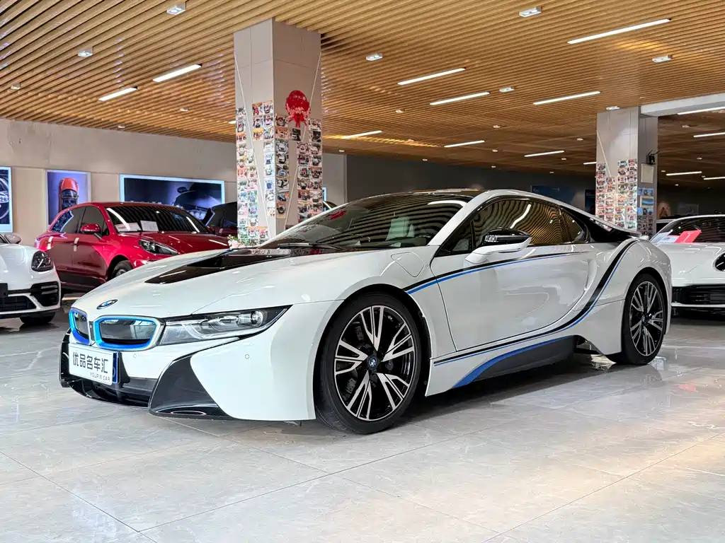 BMW i8 2016