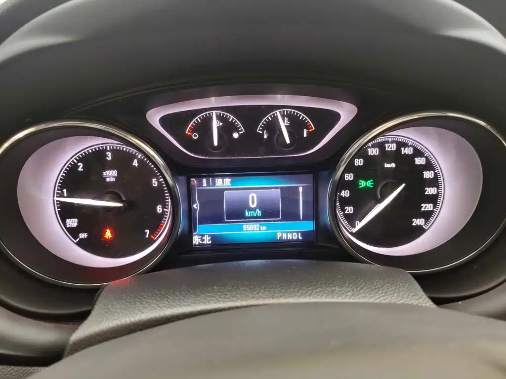 Buick Envision Plus 2019 — фото 9