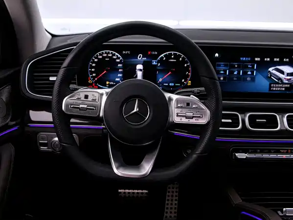 Mercedes-Benz GLS 2024