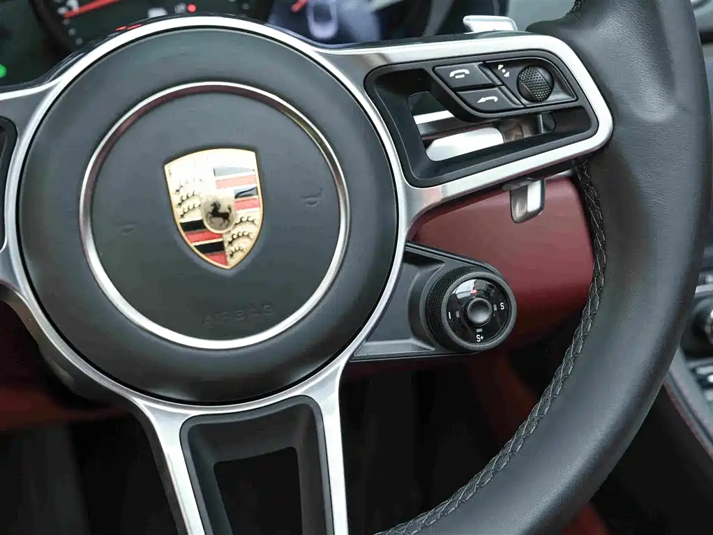 Porsche 718 2024 — фото 16