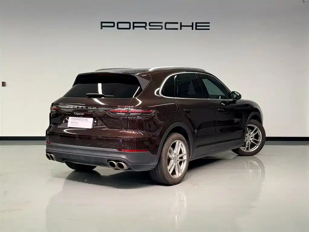 Porsche Cayenne 2019 — фото 3