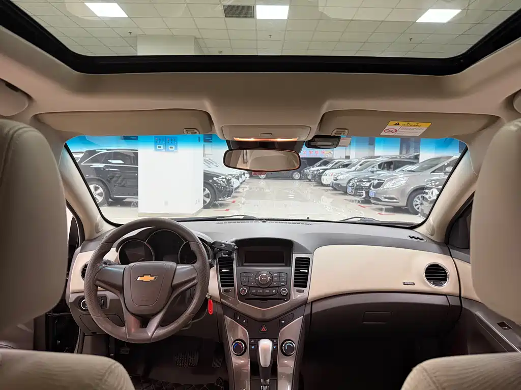 Chevrolet Cruze 2015 — фото 9