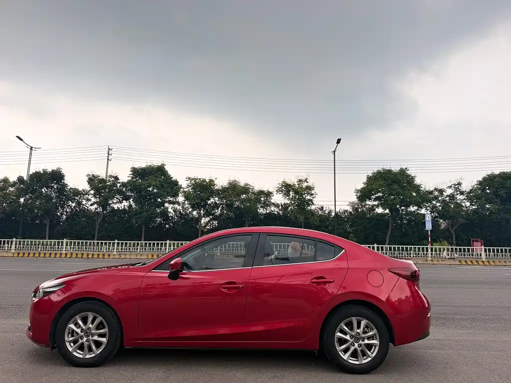 Mazda 3 Axela 2018