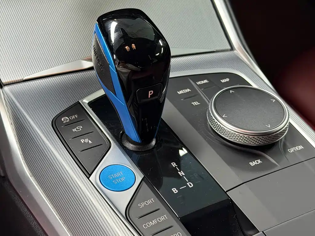 BMW i4 2022 — фото 13