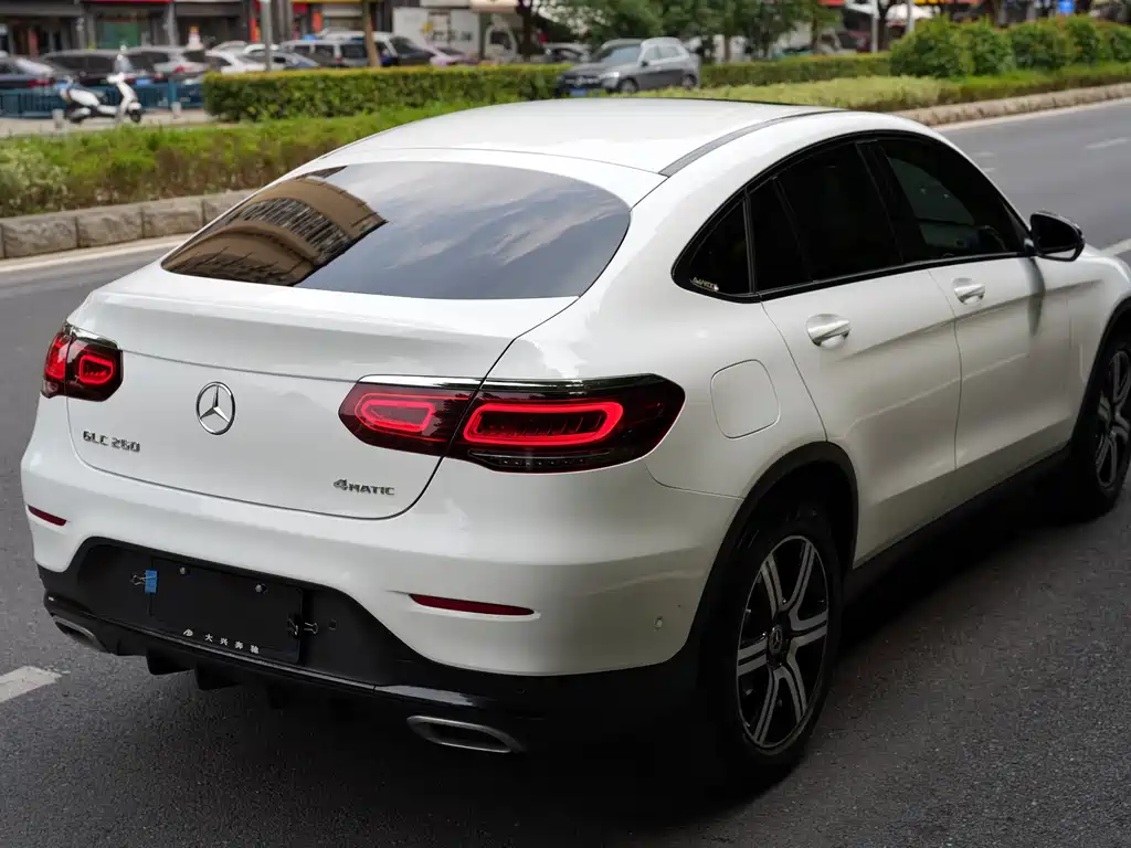 Mercedes-Benz GLC Coupe 2022