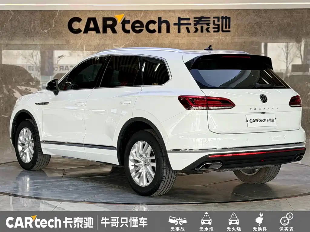 Volkswagen Touareg 2019 — фото 27