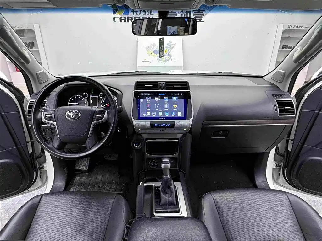 Toyota Prado 2019 — фото 11