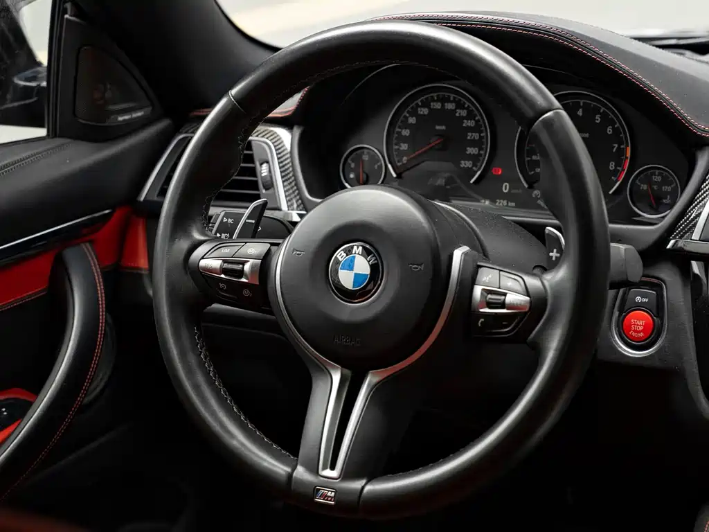 BMW M4 2018 — фото 8