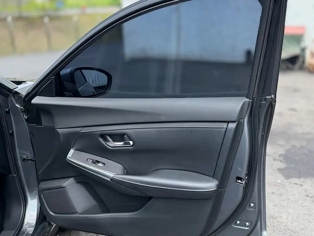 Nissan Sylphy 2021 — фото 19