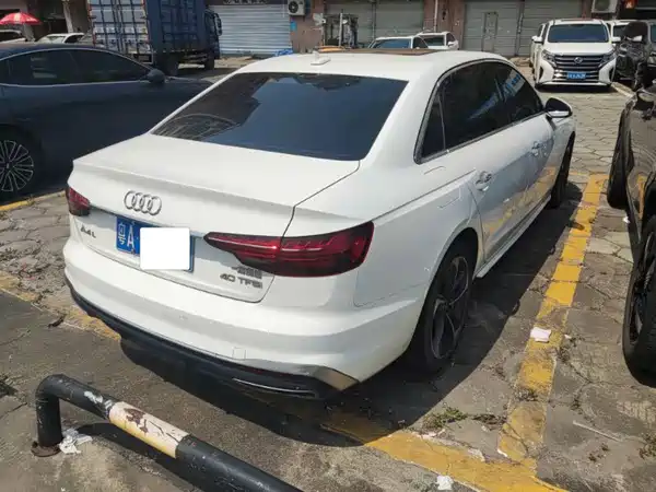 Audi A4L 2024