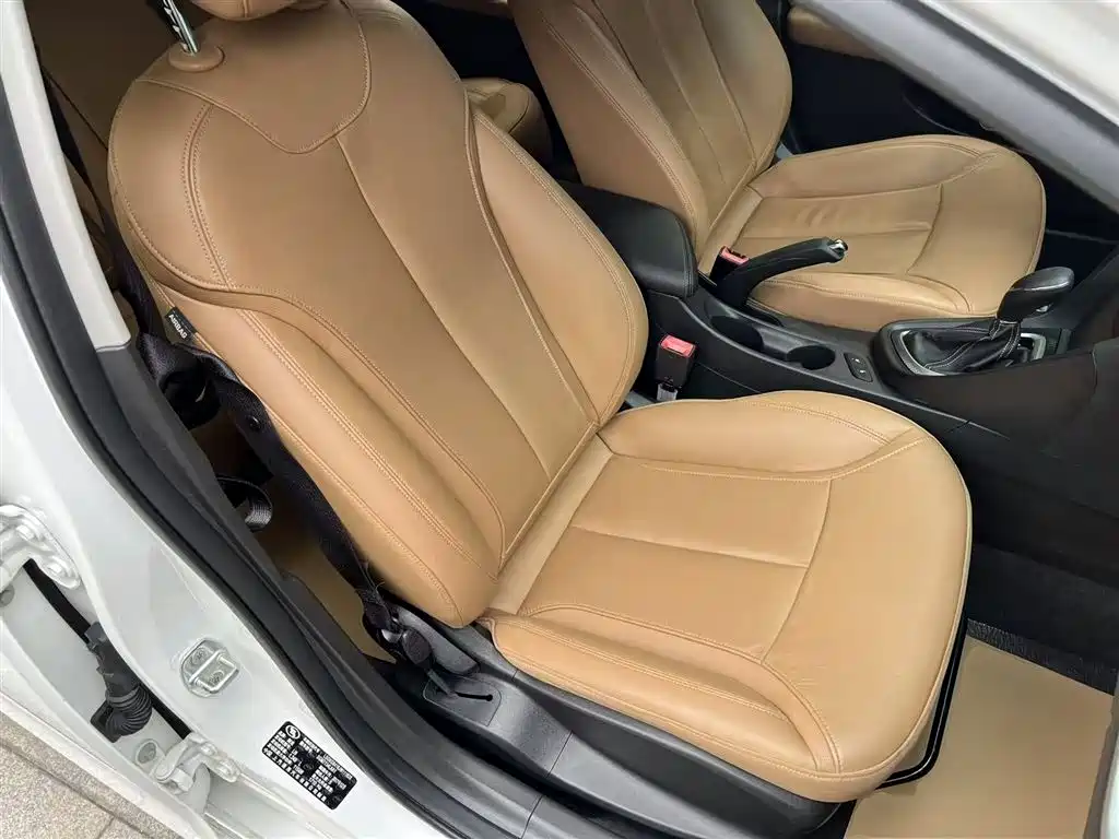 Buick Excelle 2018 — фото 25