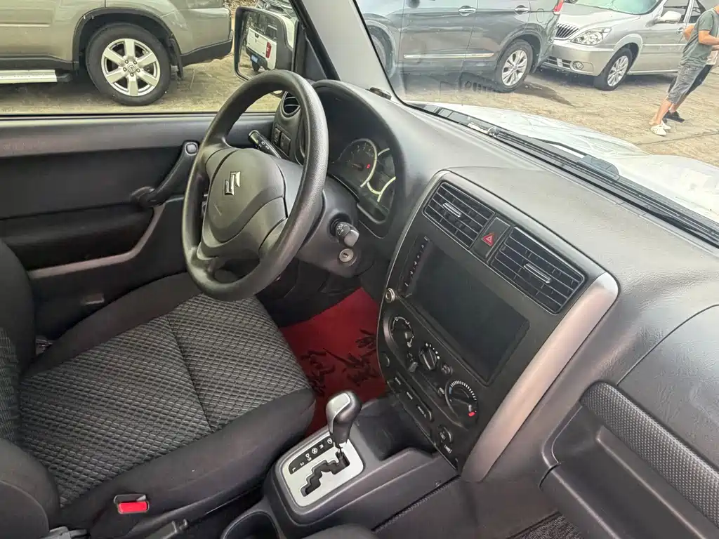Suzuki Jimny 2015 — фото 24