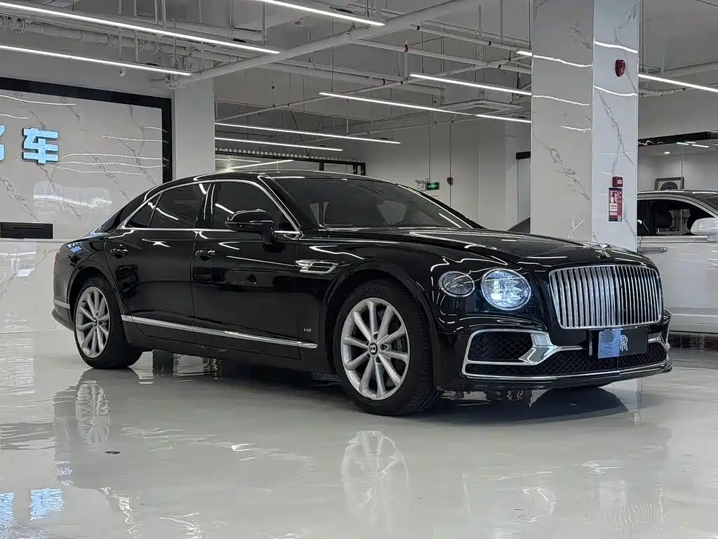 Bentley Flying Spur 2022 — фото 3