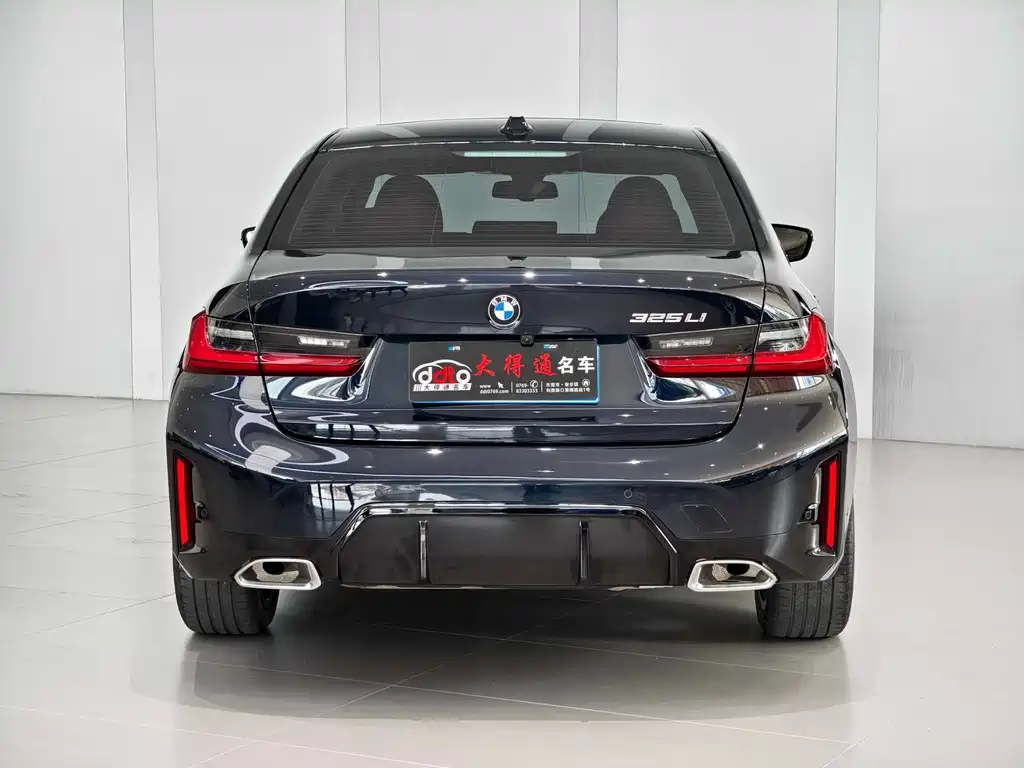 BMW 3 Series 2025 — фото 15