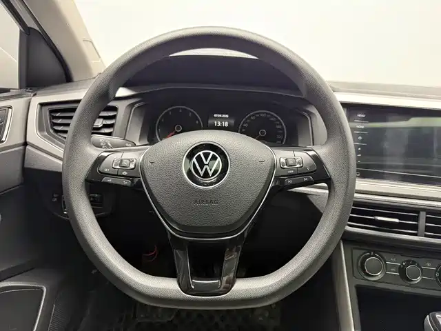 Volkswagen Polo 2021 — фото 11