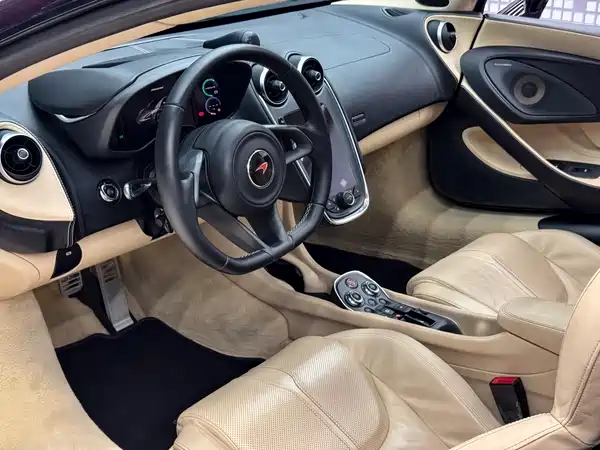 McLaren 570 2015