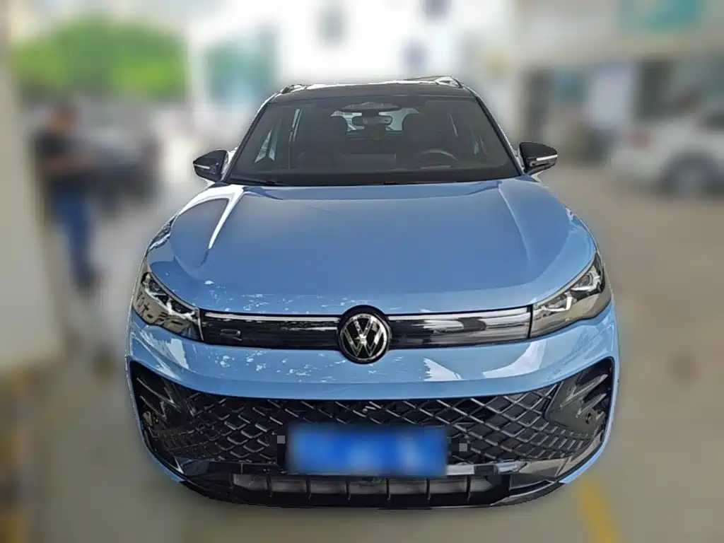 Volkswagen Tiguan L 2024 — фото 5