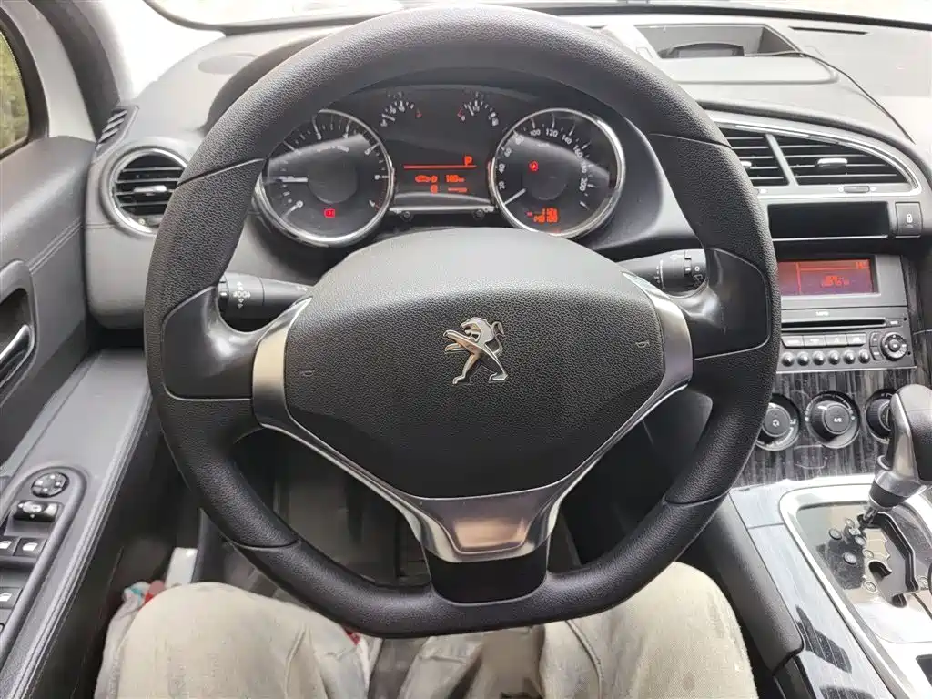 Peugeot 3008 2015 — фото 3