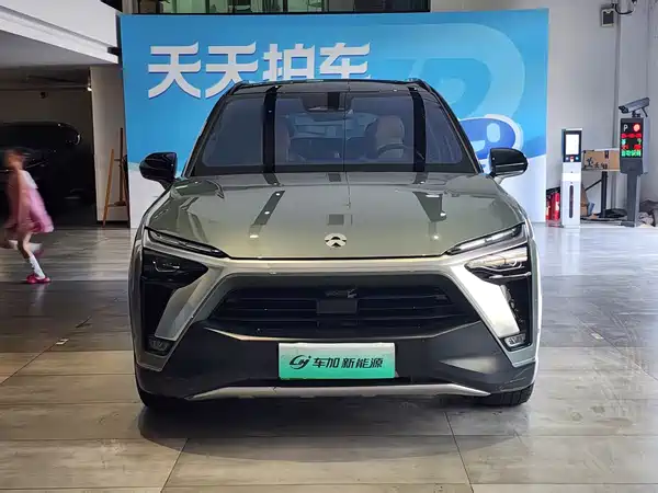 NIO ES8 2023