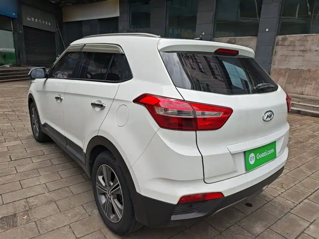 Hyundai ix25 2016 — фото 23