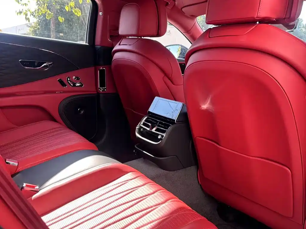 Bentley Flying Spur 2021 — фото 10